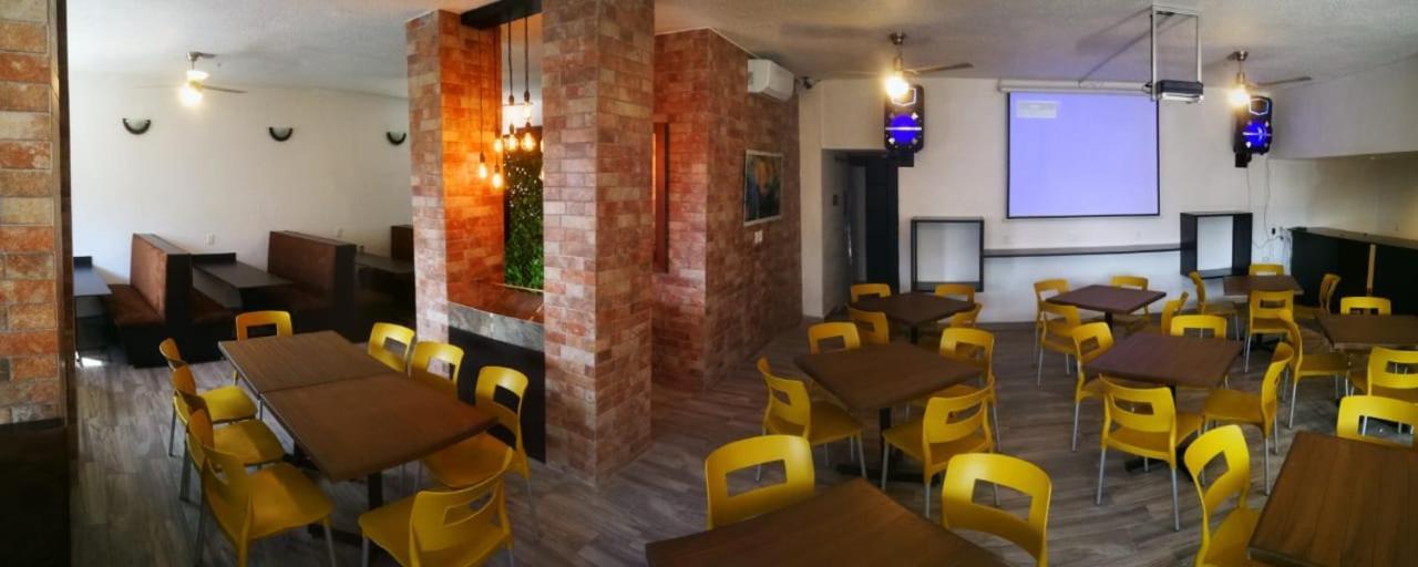 Hotel Delf-Inn Κουερναβάκα Εξωτερικό φωτογραφία